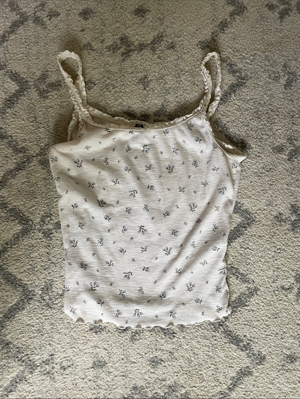 floral lace tank size M